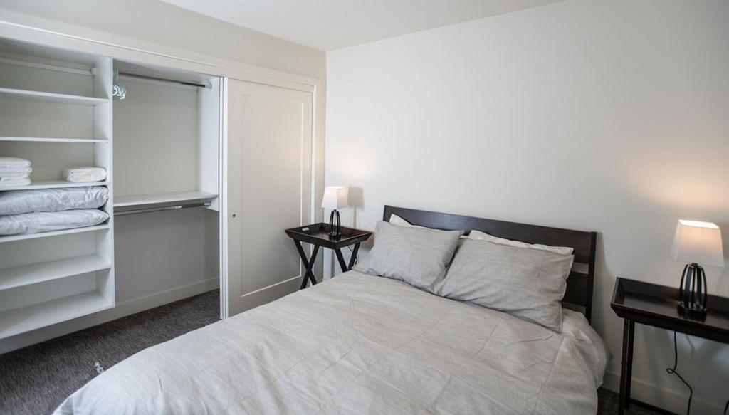 The Mac Shack By Revelstoke Vacations Apartment Exterior photo