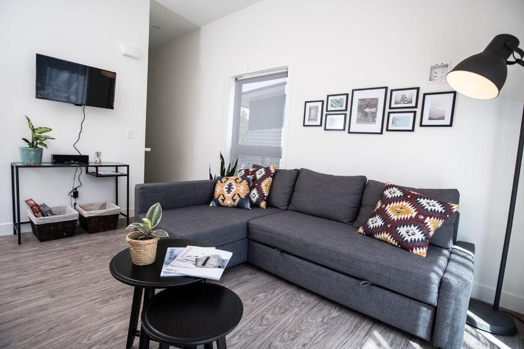 The Mac Shack By Revelstoke Vacations Apartment Exterior photo